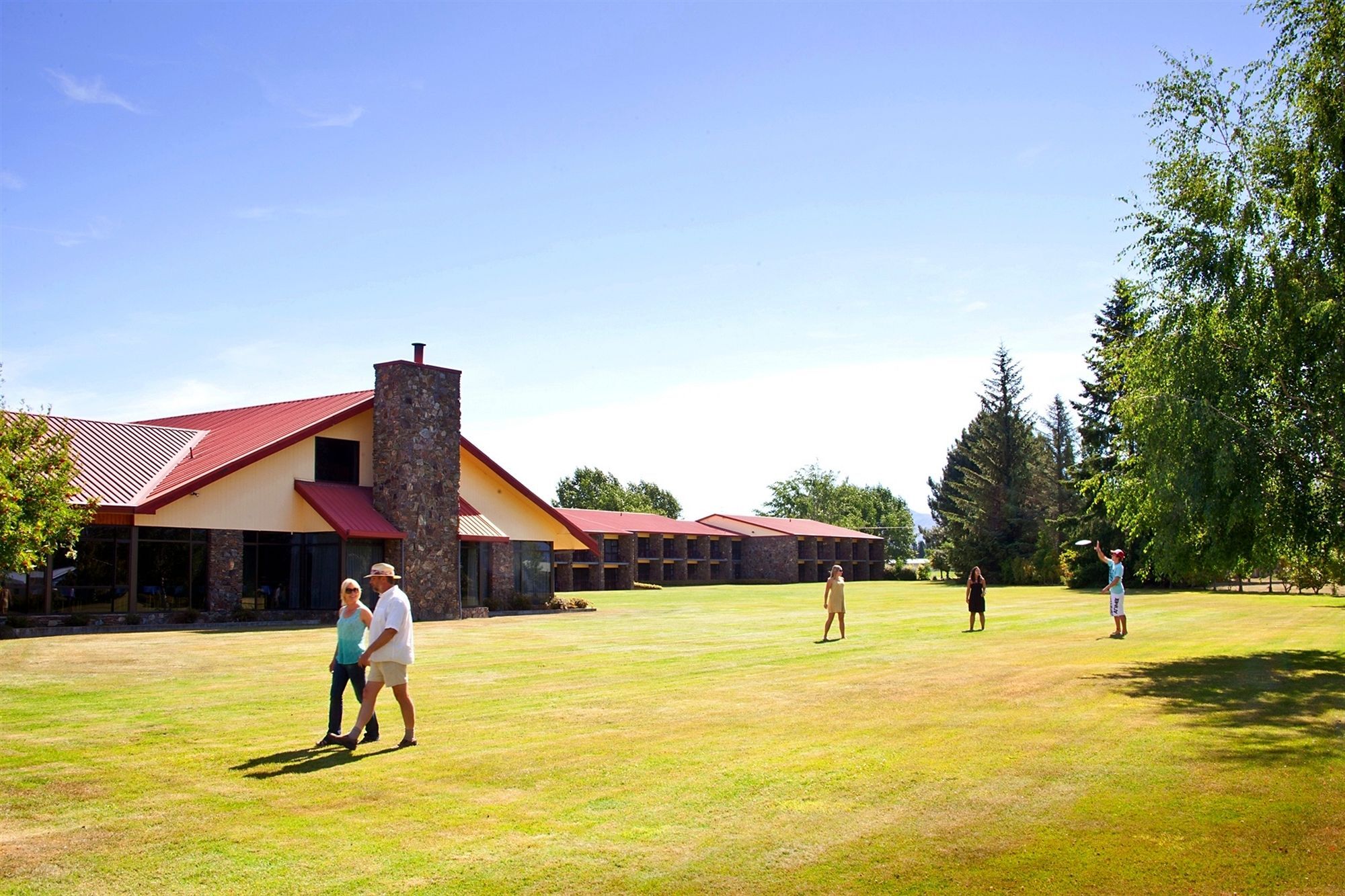 Distinction Mackenzie Country Hotel Twizel Exteriör bild