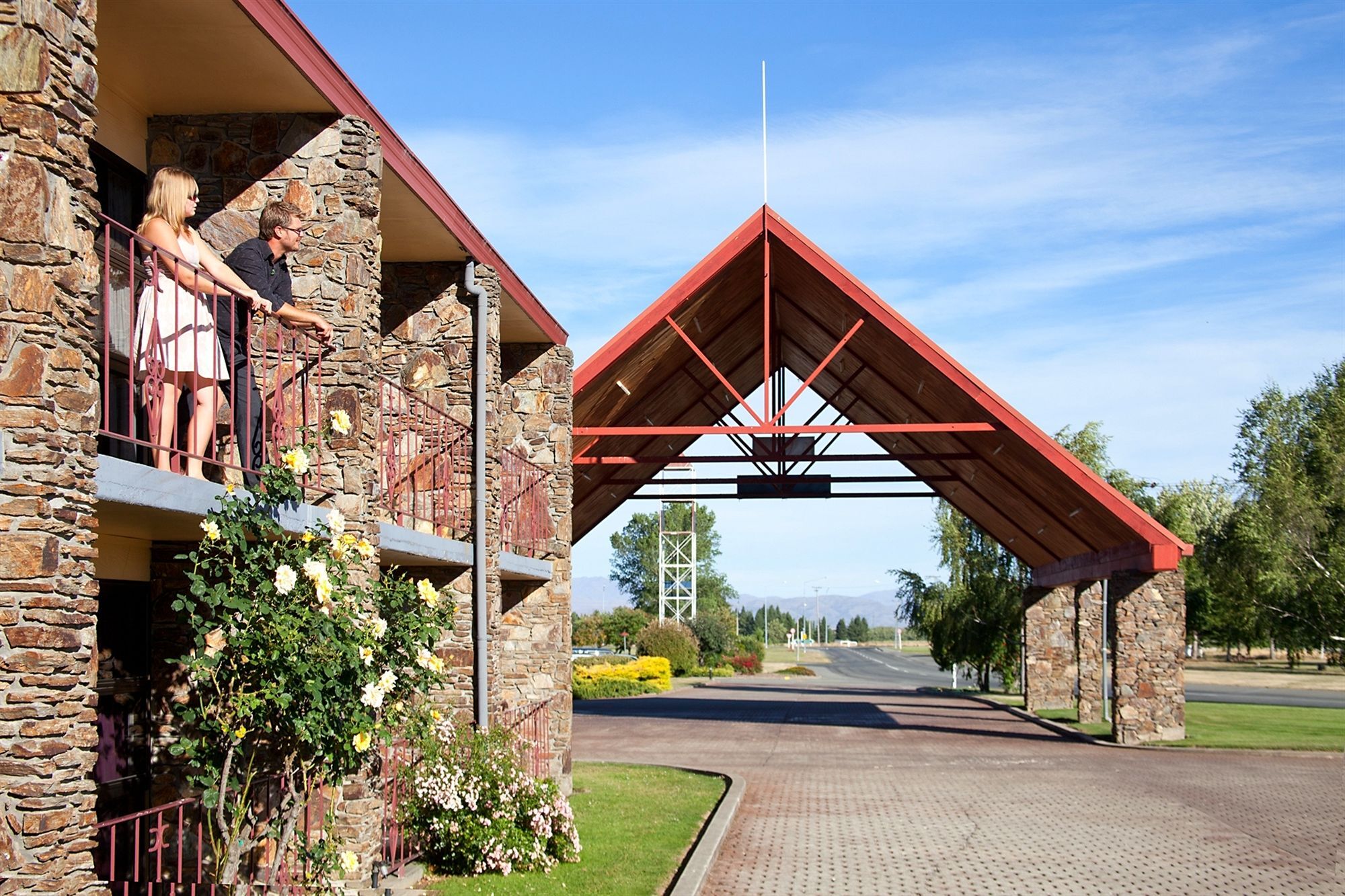 Distinction Mackenzie Country Hotel Twizel Exteriör bild